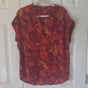 Vince Camuti Red and Gold Floral Blouse Cap Sleece
